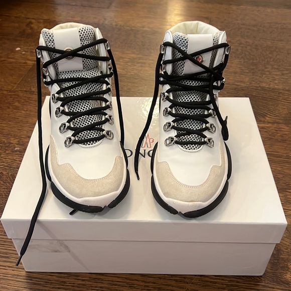 Moncler Boots Size 38 - Picture 1 of 6
